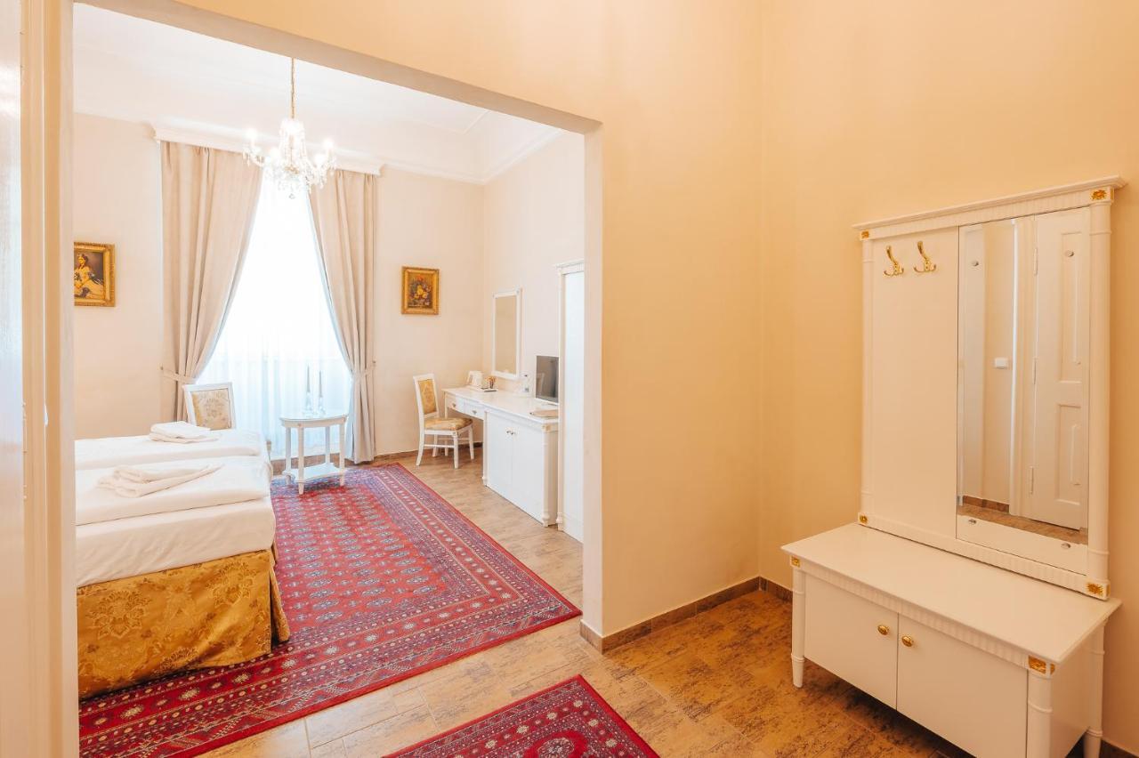 Zamek Hradek U Susice Hotel Ngoại thất bức ảnh
