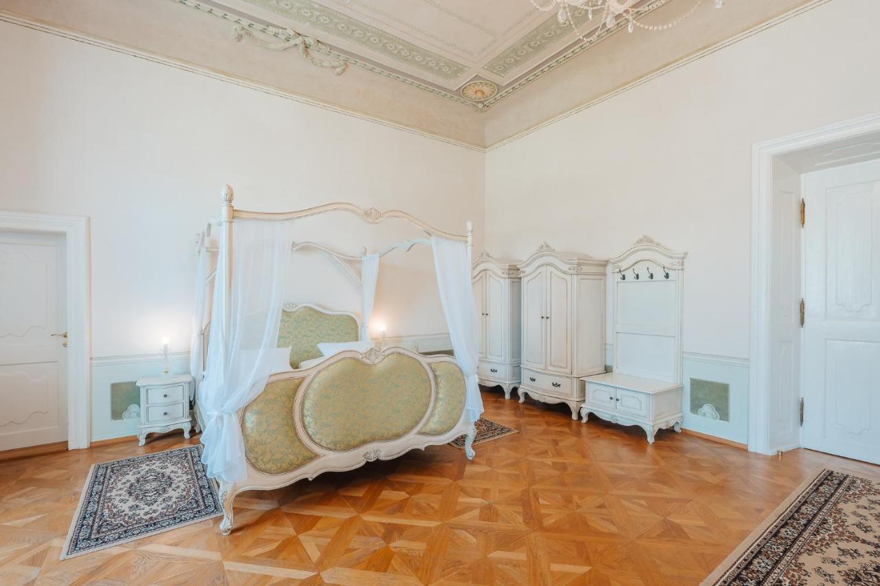 Zamek Hradek U Susice Hotel Ngoại thất bức ảnh
