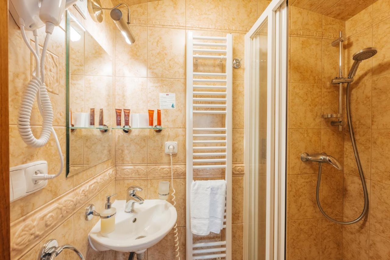 Zamek Hradek U Susice Hotel Ngoại thất bức ảnh