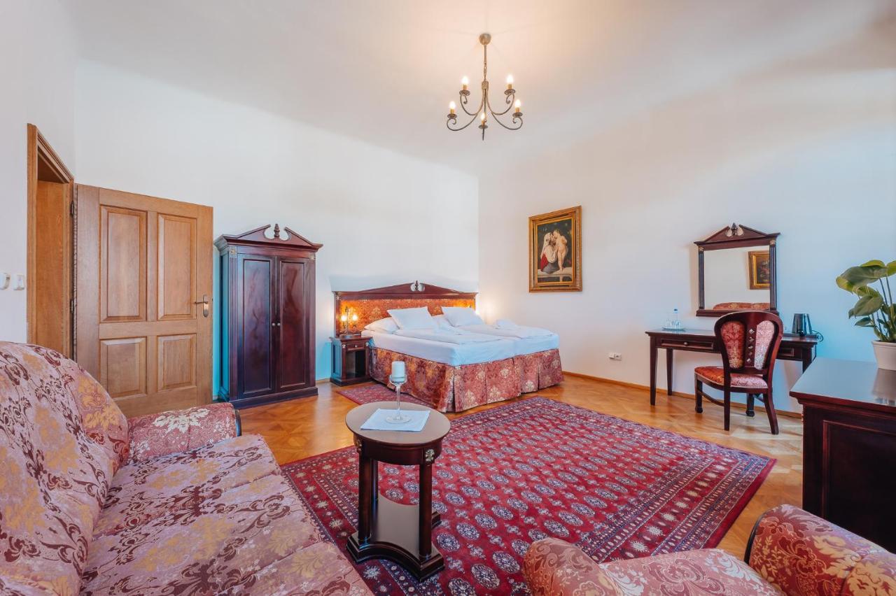 Zamek Hradek U Susice Hotel Ngoại thất bức ảnh